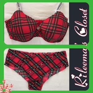 NWT🎄VS Everywhere Bra & Cheekster Panty Set